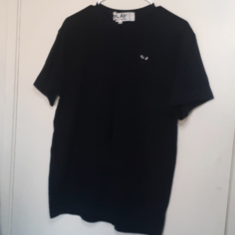 PLAY XL black shirt
